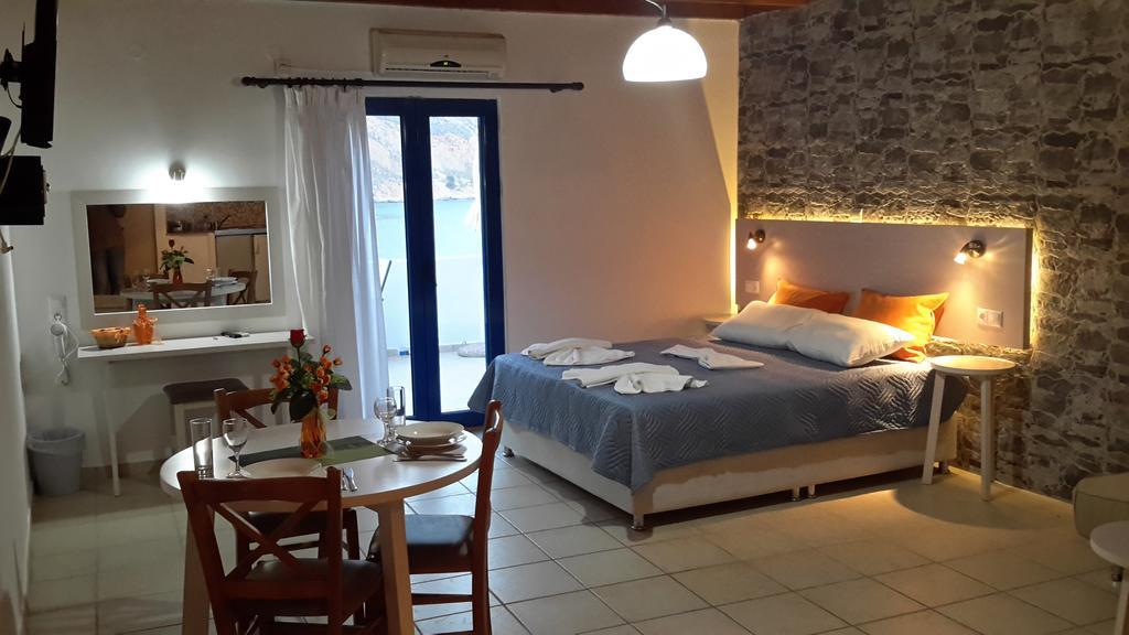 Loutro Holidays Екстериор снимка